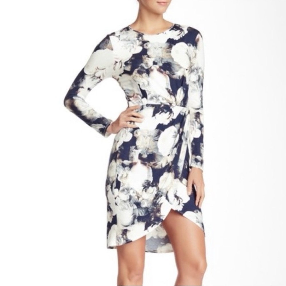 Floral Long Sleeve Dress in Navy and White